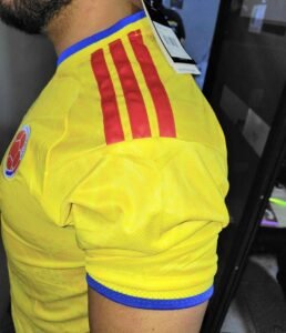 CAMISETA ENCAUCHETADA SELECCION COLOMBIA 1.1